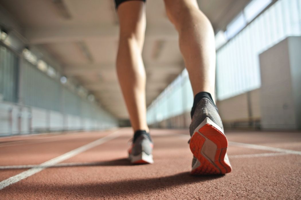 migliorare la cadenza di corsa migliorare la cadenza di corsa